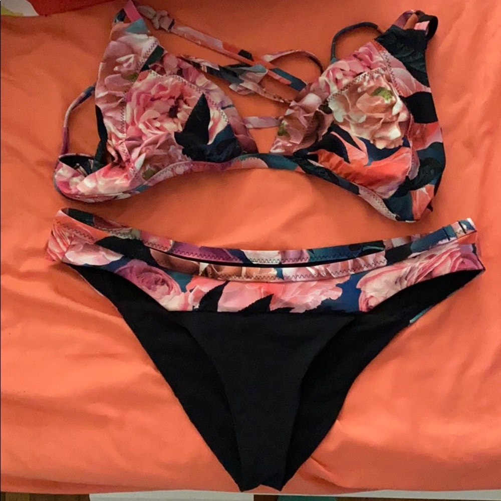 Lululemon Bikini